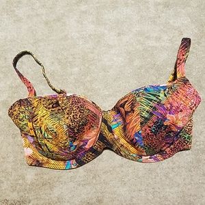 Freya bikin top 34F/34G